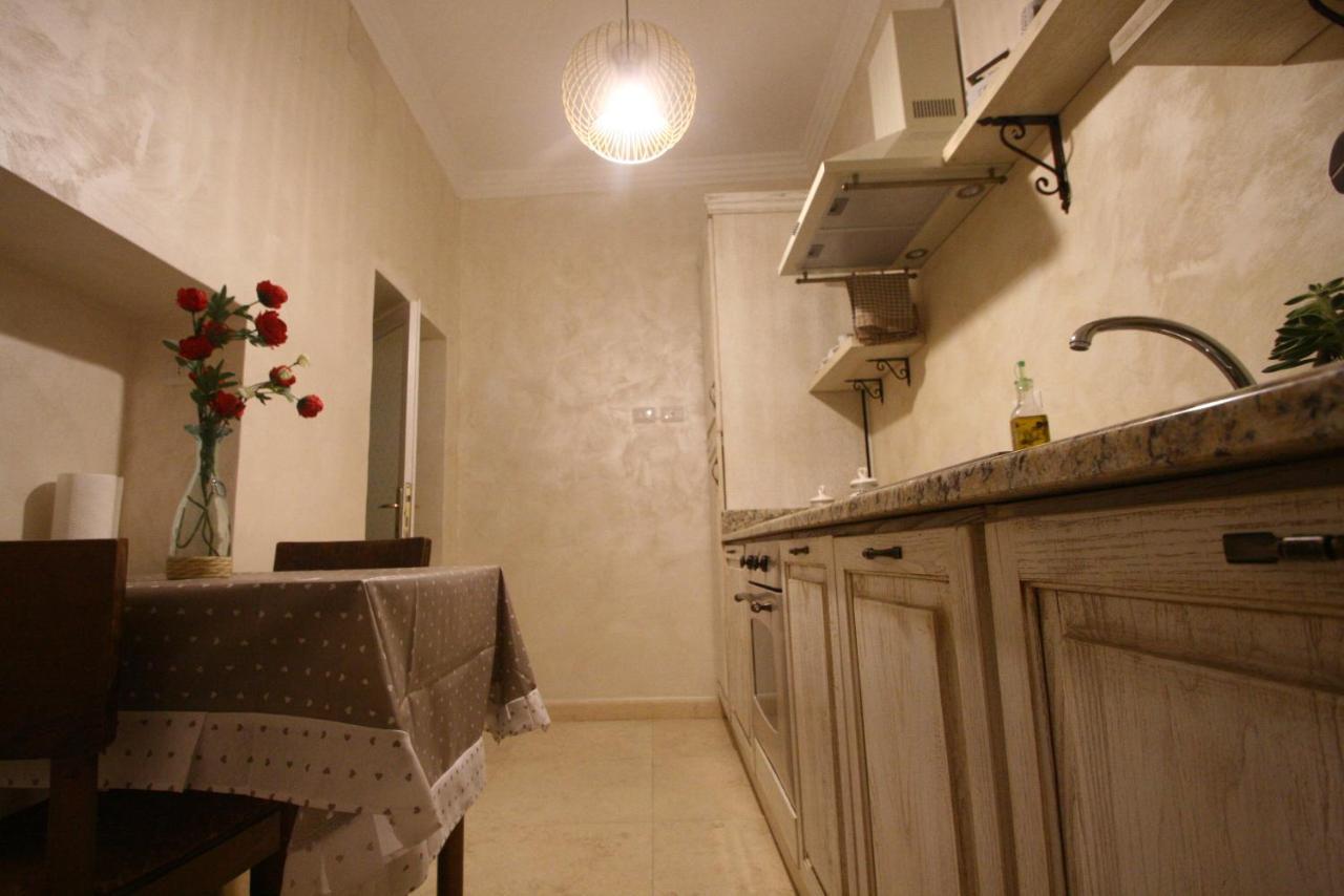 Colosseum Apartment Roma Exterior foto
